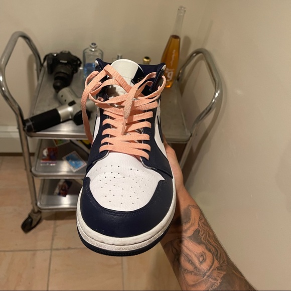 Jordan 1 - Picture 7 of 7